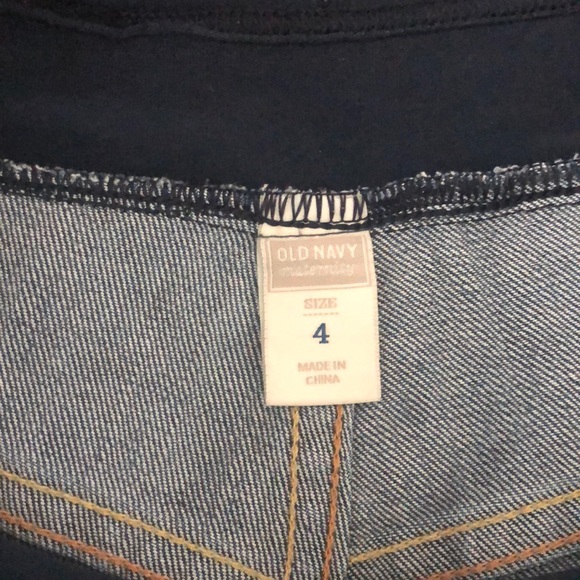 Maternity - OLD NAVY SHORTS 4 - Picture 2 of 5